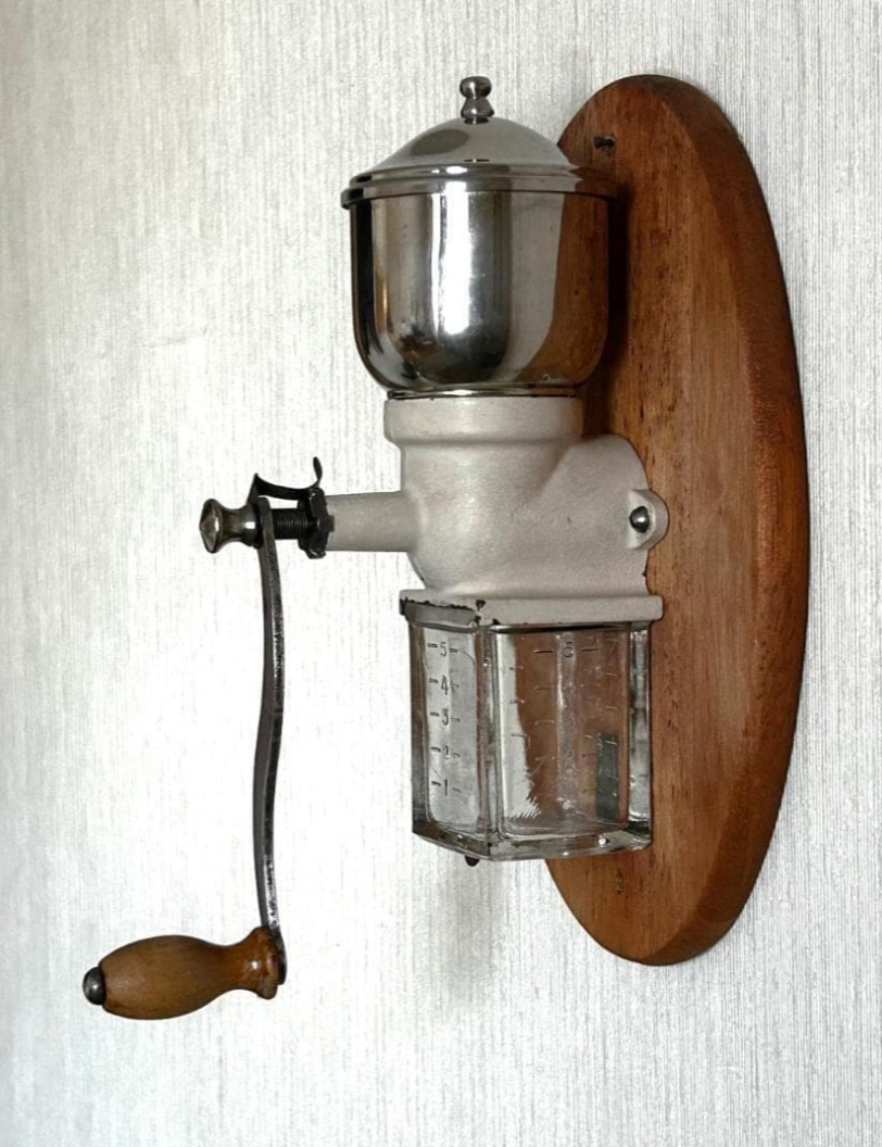 [French Vintage] Peugeot Classic Wall-Mounted Manual Coffee Grinder — French Curated Selection (Vintage)