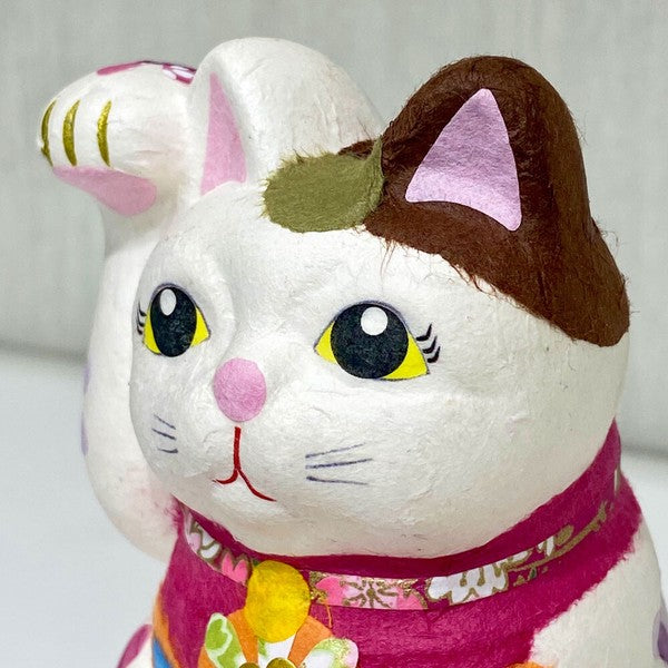 Ishikawa Shigyo Mino Washi Ceramic Maneki Neko – Polka Dot | Mino Washi | Seto Ware | Made in Japan