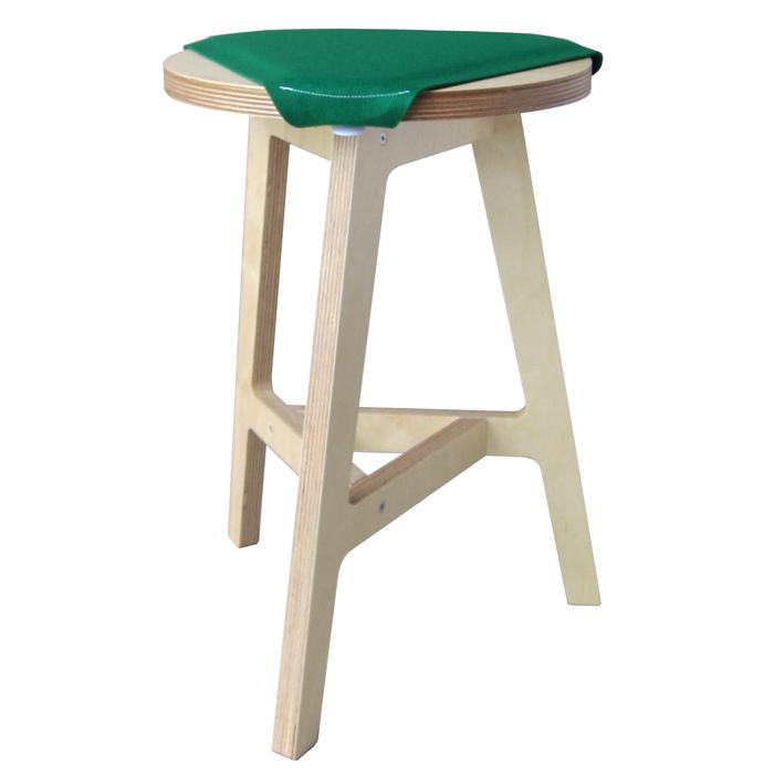 Adobe F2A 輕量多用途 Stool｜日本製