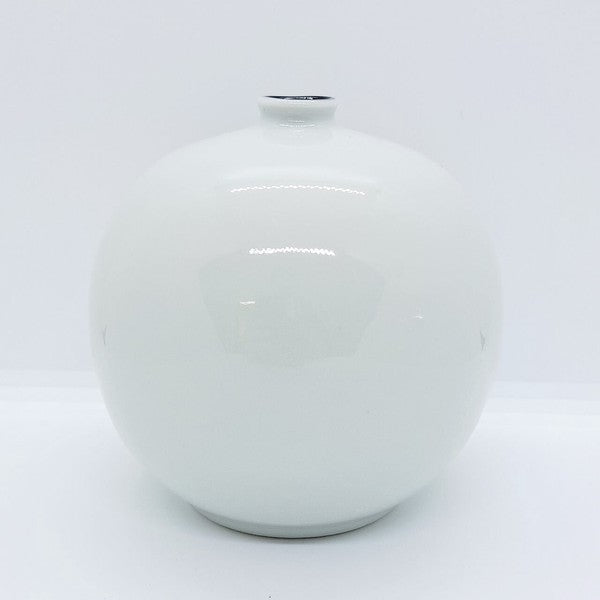 Kutani Ware 4-Inch Flower Vase – Sasanqua, Hand-Painted by Takayuki Nukagawa | Made in Japan