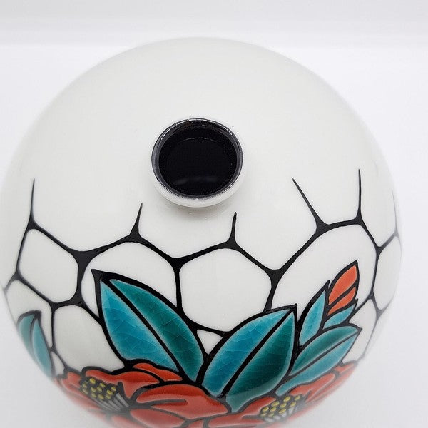 Kutani Ware 4-Inch Flower Vase – Sasanqua, Hand-Painted by Takayuki Nukagawa | Made in Japan