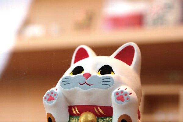 Reclining Beckoning Cat Ornament | Unglazed Pottery